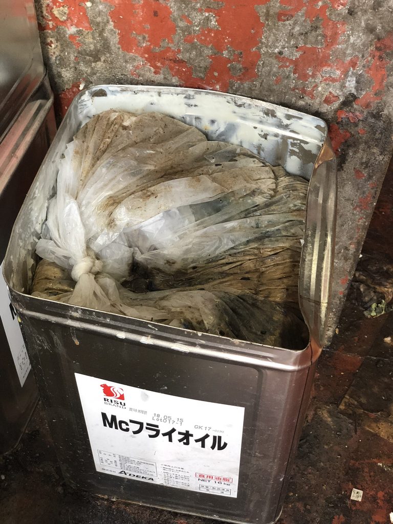 ラーメンチェーン店様のグリストラップ汚泥処理